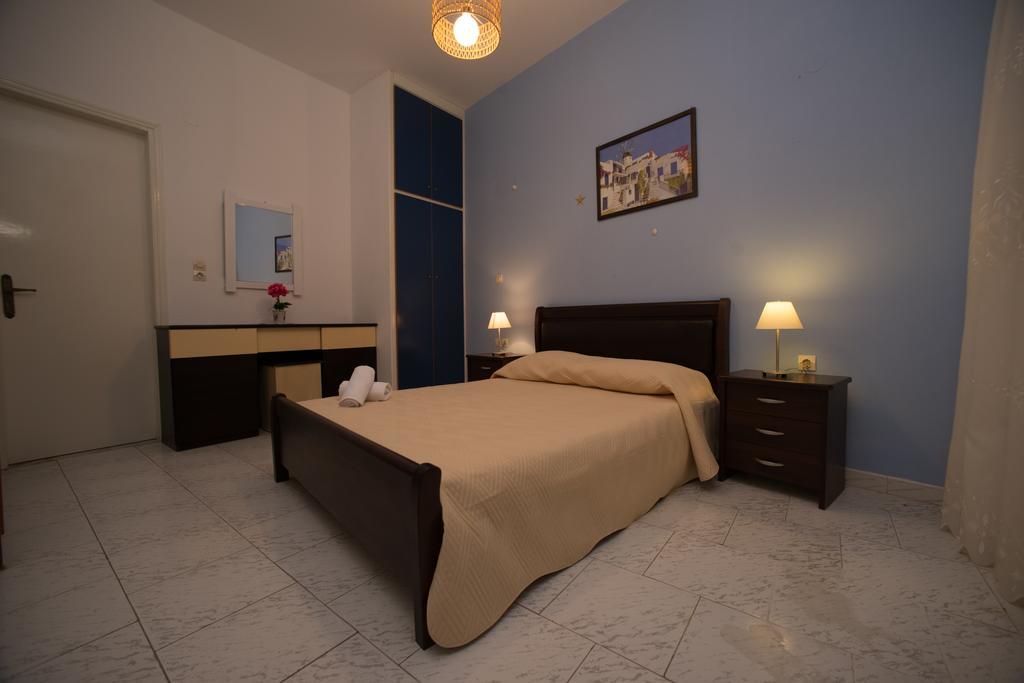 Bella Sant Aparthotel Perissa  Bagian luar foto