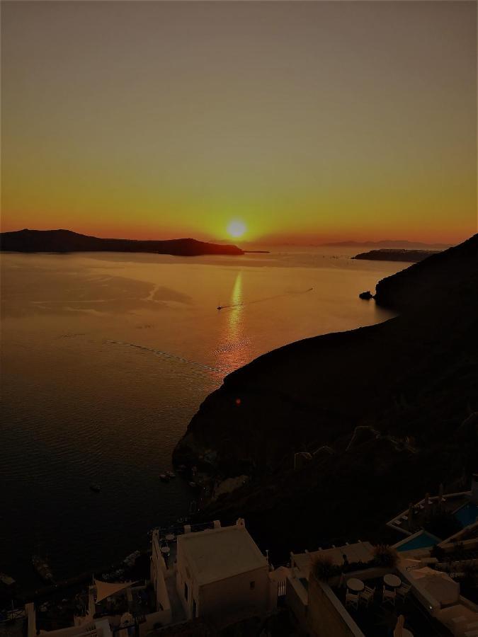 Bella Sant Aparthotel Perissa  Bagian luar foto